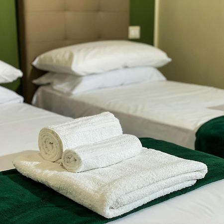 Louma Rooms Бари Екстериор снимка