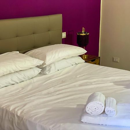 Louma Rooms Бари Екстериор снимка