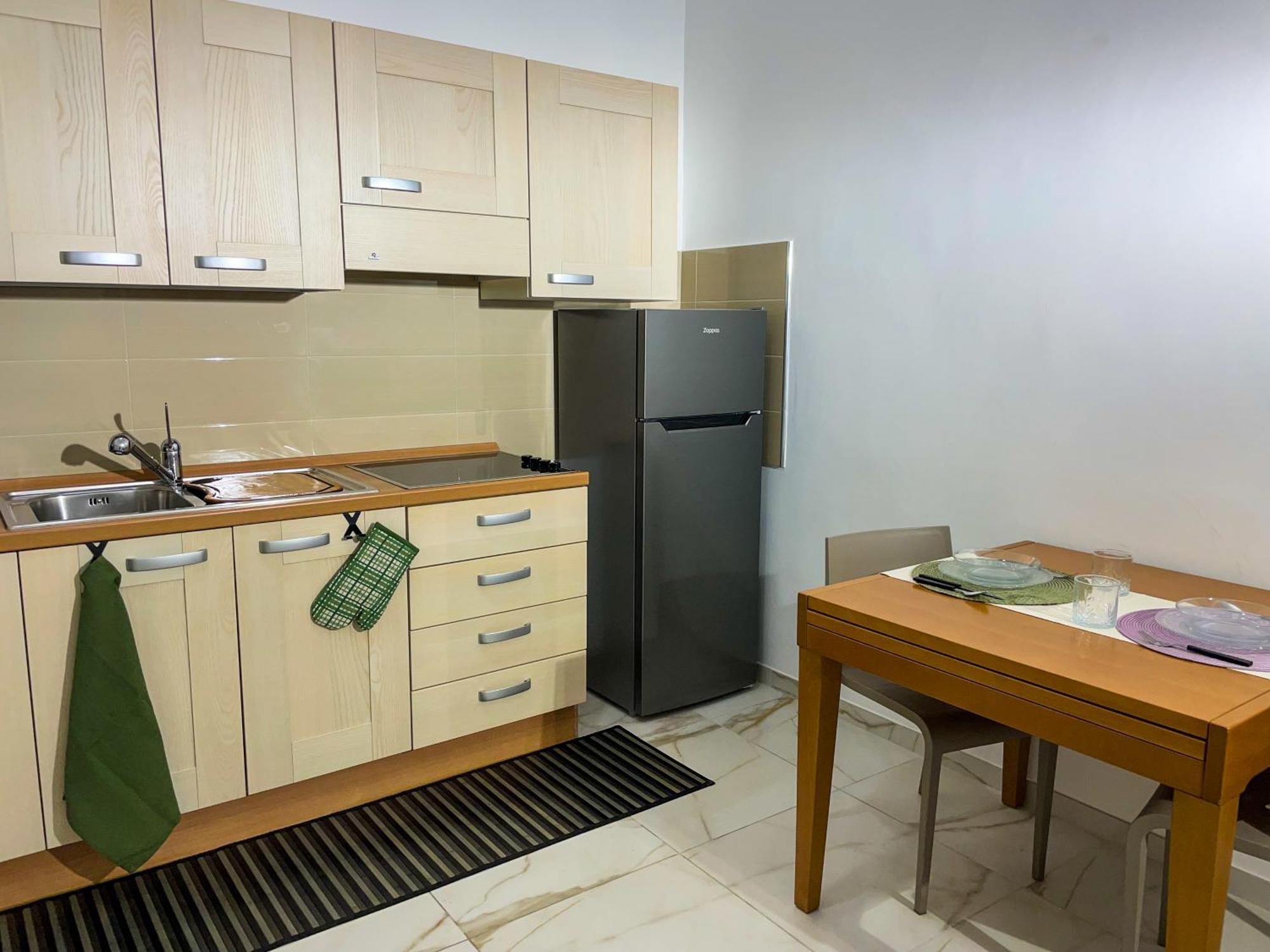 Louma Rooms Бари Екстериор снимка